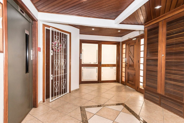 Imagem Imóvel com 2 Quartos à Venda, 57 m² em Vila Nova - Porto Alegre Imagem Imóvel com 2 Quartos à Venda, 57 m² em Vila Nova - Porto Alegre