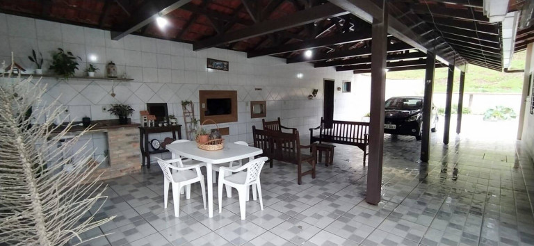 Imagem Chácara com 4 Quartos à Venda, 6 m² em Centro - São João Do Itaperiú Imagem Chácara com 4 Quartos à Venda, 6 m² em Centro - São João Do Itaperiú