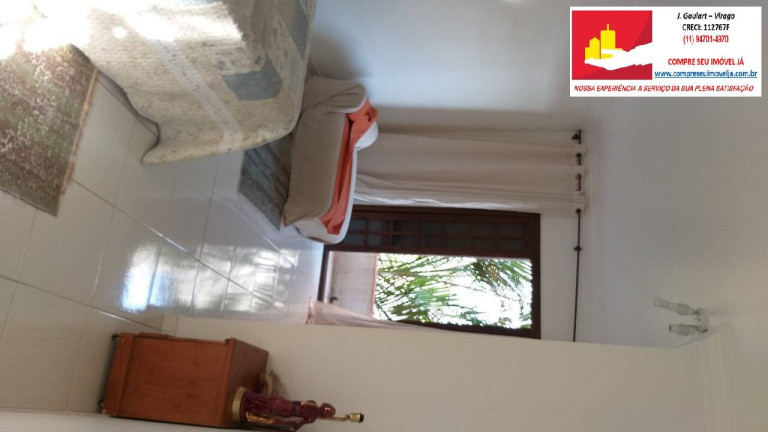 Imagem Casa com 3 Quartos à Venda, 300 m² em Jardim Santa Rosa - Taboão Da Serra Imagem Casa com 3 Quartos à Venda, 300 m² em Jardim Santa Rosa - Taboão Da Serra