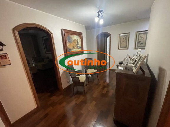 Imagem Apartamento com 5 Quartos à Venda, 320 m² em Tijuca - Rio De Janeiro Imagem Apartamento com 5 Quartos à Venda, 320 m² em Tijuca - Rio De Janeiro