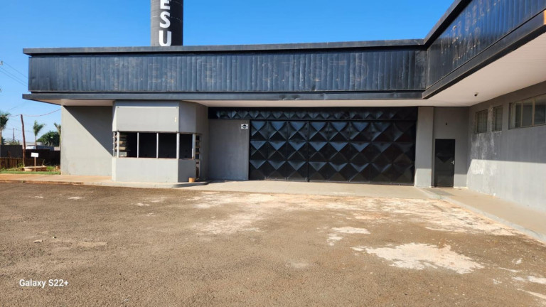 Galpão à Venda, 3.400 m² em Jardim Tarobá - Cambé