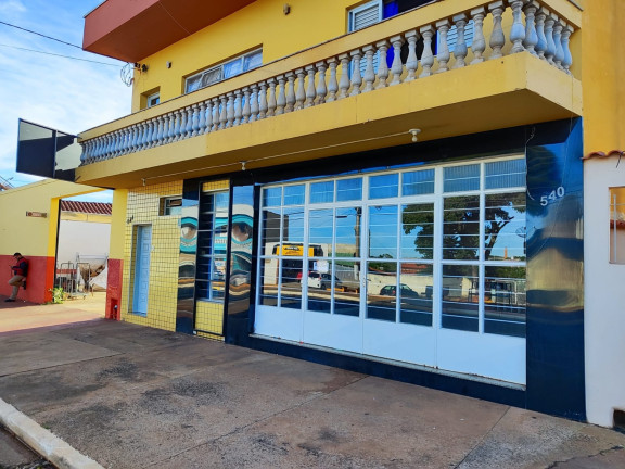Edifício Residencial para Alugar, 450 m² em Centro - Cesário Lange