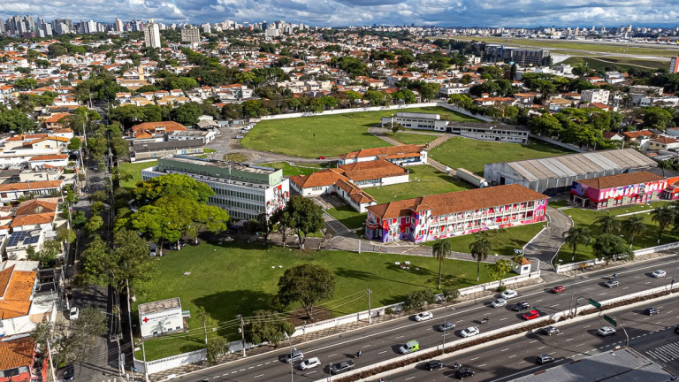Imagem Terreno à Venda, em Indianópolis - São Paulo Imagem Terreno à Venda, em Indianópolis - São Paulo