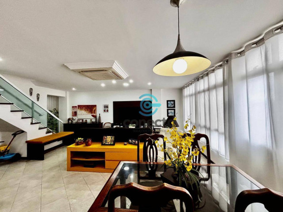 Imagem Cobertura com 3 Quartos à Venda, 216 m² em Icaraí - Niterói