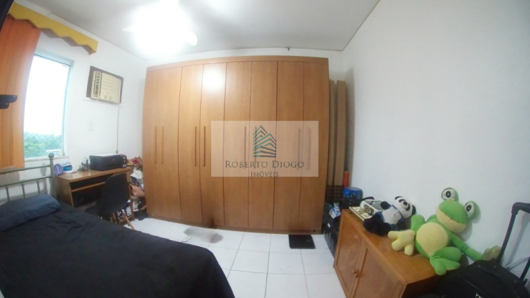 Imagem Imóvel com 2 Quartos à Venda, 50 m² em Camorim - Rio De Janeiro Imagem Imóvel com 2 Quartos à Venda, 50 m² em Camorim - Rio De Janeiro