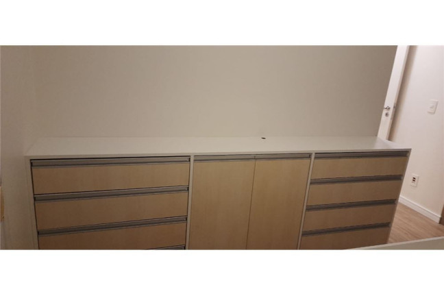 Imagem Apartamento com 3 Quartos à Venda, 128 m² em Menino Deus - Porto Alegre Imagem Apartamento com 3 Quartos à Venda, 128 m² em Menino Deus - Porto Alegre