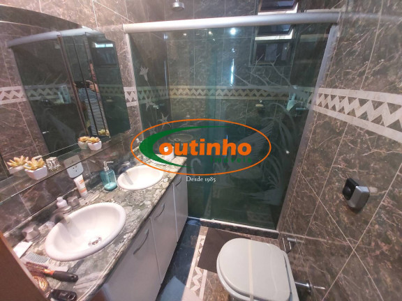 Imagem Apartamento com 4 Quartos à Venda, 132 m² em Tijuca - Rio De Janeiro Imagem Apartamento com 4 Quartos à Venda, 132 m² em Tijuca - Rio De Janeiro