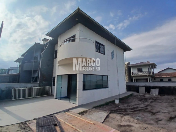 Imagem Casa com 3 Quartos à Venda, 138 m² em Salinas - Balneário Barra Do Sul Imagem Casa com 3 Quartos à Venda, 138 m² em Salinas - Balneário Barra Do Sul