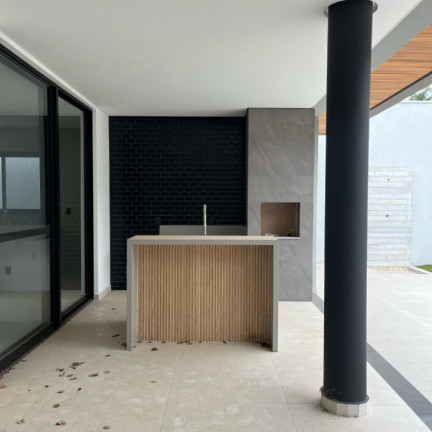 Imagem Casa com 4 Quartos à Venda, 300 m² em Condomínio Residencial Colinas Do Paratehy - São José Dos Campos