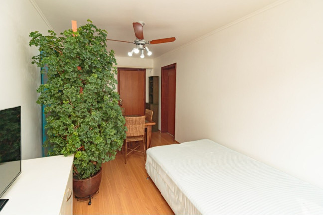 Imagem Imóvel com 1 Quarto à Venda, 46 m² em Mont Serrat - Porto Alegre Imagem Imóvel com 1 Quarto à Venda, 46 m² em Mont Serrat - Porto Alegre