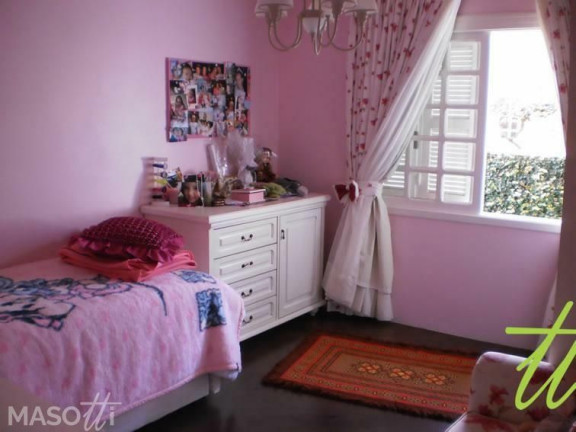 Imagem Casa com 4 Quartos à Venda, 260 m² em Avenida Central - Gramado Imagem Casa com 4 Quartos à Venda, 260 m² em Avenida Central - Gramado
