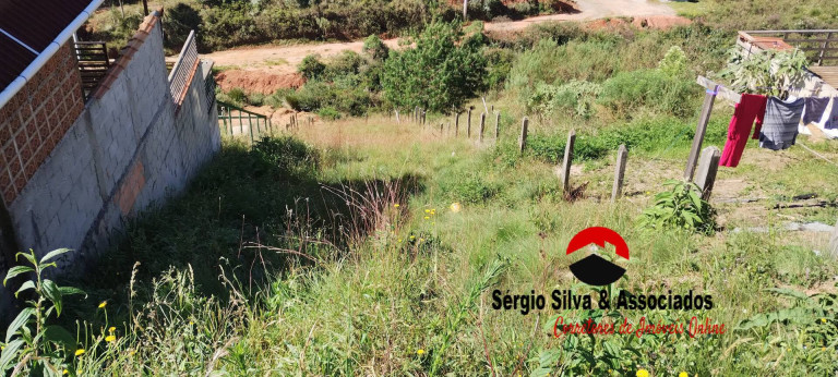 Imagem Terreno à Venda, 416 m² em Campos Do Jordão Imagem Terreno à Venda, 416 m² em Campos Do Jordão