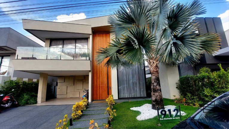 Imagem Casa com 4 Quartos à Venda, 600 m² em Vespasiano