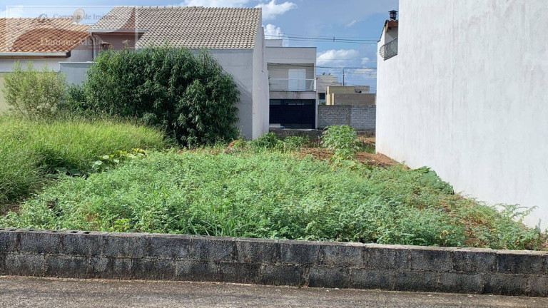 Terreno à Venda, 140 m² em Residencial Vino Barolo - Bragança Paulista
