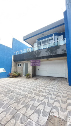 Imagem Casa com 4 Quartos à Venda, 400 m² em Centro - Rio Grande Imagem Casa com 4 Quartos à Venda, 400 m² em Centro - Rio Grande