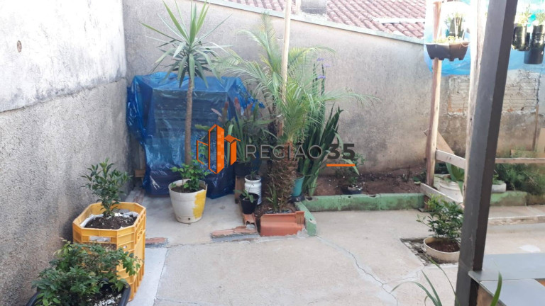 Casa com 2 Quartos à Venda,  em Jardim Itamaraty Ii - Poços De Caldas