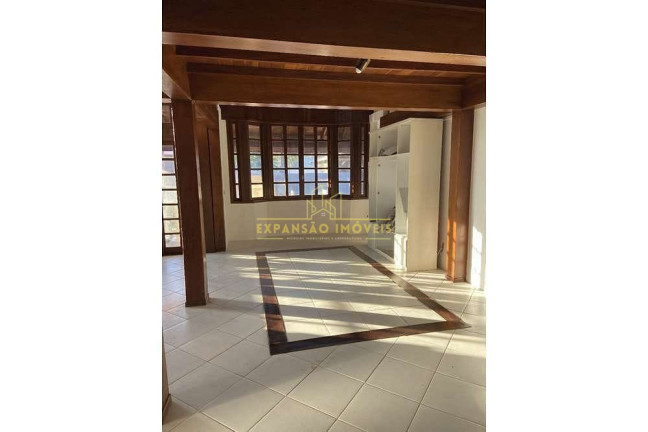 Imagem Casa com 3 Quartos à Venda, 220 m² em Cachoeira Do Bom Jesus - Florianópolis Imagem Casa com 3 Quartos à Venda, 220 m² em Cachoeira Do Bom Jesus - Florianópolis