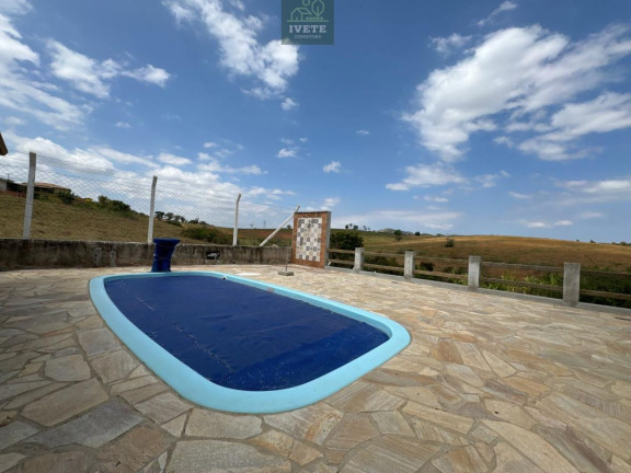 Imagem Casa com 3 Quartos à Venda, 380 m²
