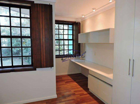 Imagem Casa com 6 Quartos à Venda ou Locação, 550 m² em Granja Viana - Carapicuíba Imagem Casa com 6 Quartos à Venda ou Locação, 550 m² em Granja Viana - Carapicuíba