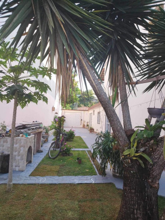 Imagem Casa com 3 Quartos à Venda, 300 m² Imagem Casa com 3 Quartos à Venda, 300 m²