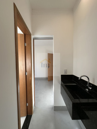 Imagem Casa com 3 Quartos à Venda, 116 m² em Residencial Itaipu - Goiânia Imagem Casa com 3 Quartos à Venda, 116 m² em Residencial Itaipu - Goiânia
