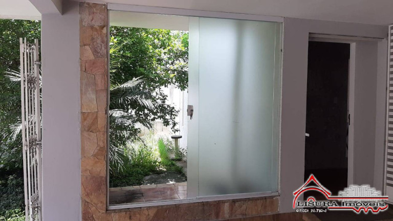 Imagem Casa com 3 Quartos à Venda, 185 m² em Parque Brasil - Jacareí Imagem Casa com 3 Quartos à Venda, 185 m² em Parque Brasil - Jacareí