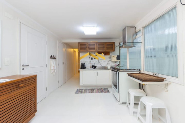 Imagem Apartamento com 3 Quartos à Venda, 130 m² em Itaim - São Paulo