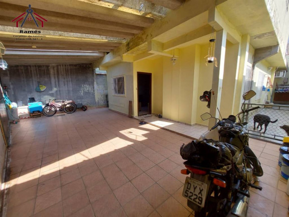 Imagem Casa com 3 Quartos à Venda, 184 m² em Guilhermina - Praia Grande Imagem Casa com 3 Quartos à Venda, 184 m² em Guilhermina - Praia Grande