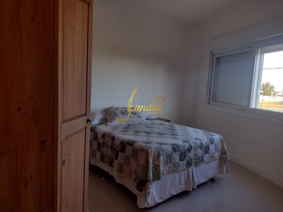 Imagem Casa de Condomínio com 4 Quartos à Venda, 220 m² em Rainha Do Mar - Xangri-la