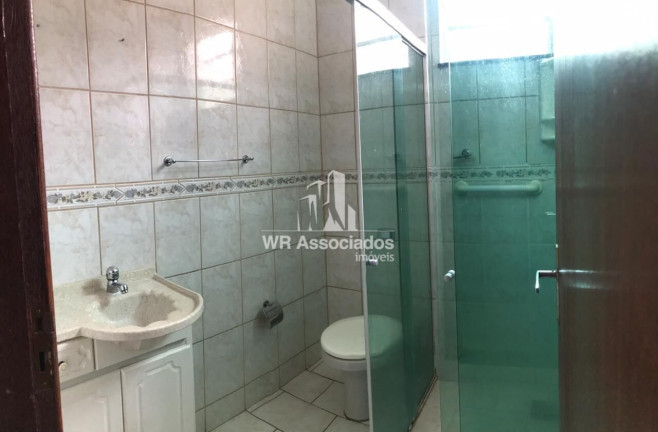 Imagem Casa com 4 Quartos à Venda, 220 m² Imagem Casa com 4 Quartos à Venda, 220 m²