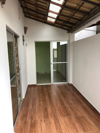 Imagem Casa com 3 Quartos à Venda, 110 m² em R$280.000,00 // Novo Horizonte - Ibirité