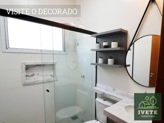 Imagem Casa de Condomínio com 2 Quartos à Venda, 70 m²
