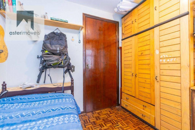 Imagem Casa com 4 Quartos à Venda, 180 m² em Guabirotuba - Curitiba