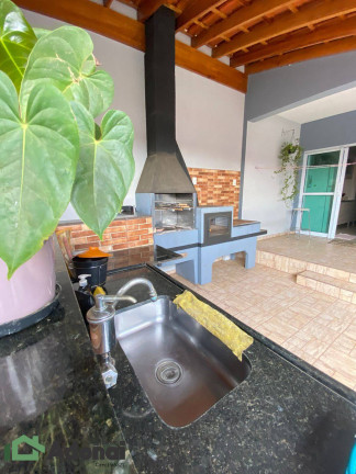 Imagem Casa com 3 Quartos à Venda, 176 m² em Jardim Tannus - Jundiaí