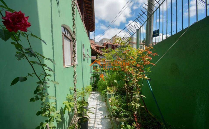 Imagem Casa com 3 Quartos à Venda, 400 m² em Jardim Iporanga - Guarulhos Imagem Casa com 3 Quartos à Venda, 400 m² em Jardim Iporanga - Guarulhos