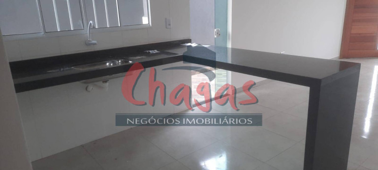 Imagem Casa com 2 Quartos à Venda, 60 m² em Golfinho - Caraguatatuba