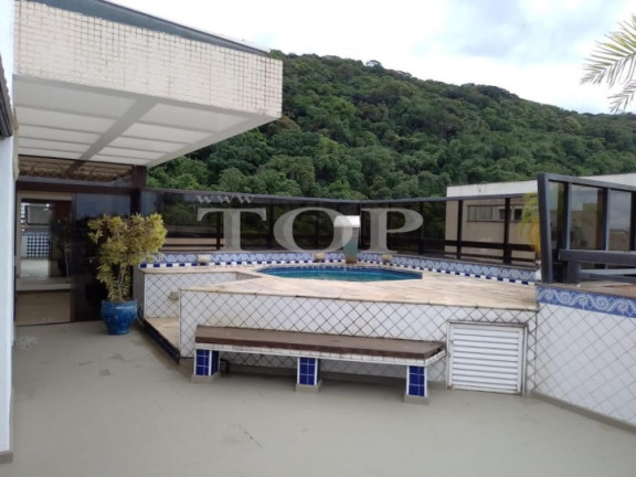 Imagem Cobertura com 3 Quartos à Venda, 235 m² em Pitangueiras - Guarujá