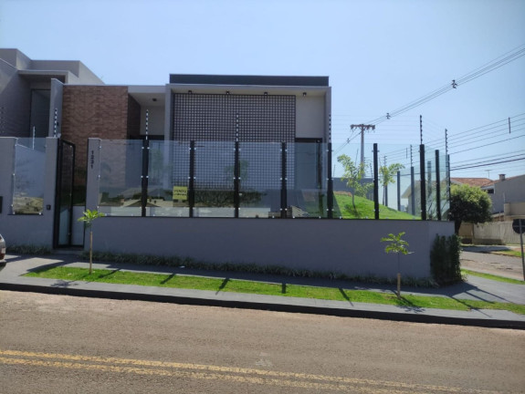 Imagem Casa com 3 Quartos à Venda, 226 m² em Jardim Higienópolis - Maringa Imagem Casa com 3 Quartos à Venda, 226 m² em Jardim Higienópolis - Maringa