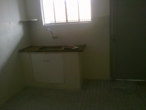 Imagem Kitnet com 1 Quarto à Venda, 28 m² em Santos Imagem Kitnet com 1 Quarto à Venda, 28 m² em Santos
