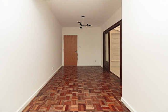 Apartamento com 1 Quarto à Venda, 61 m² em Navegantes - Porto Alegre