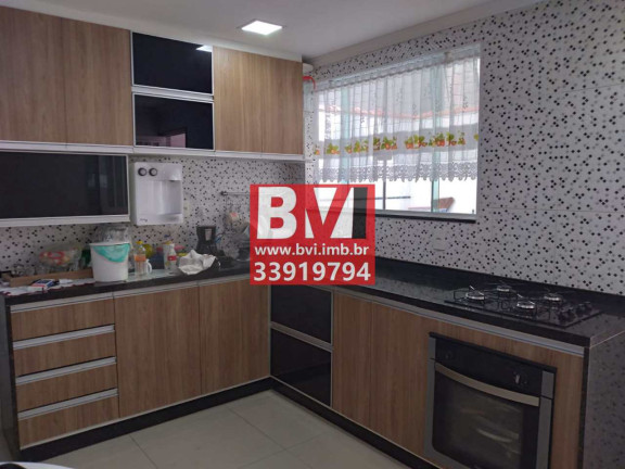 Imagem Casa com 2 Quartos à Venda, 157 m² em Vista Alegre - Rio De Janeiro Imagem Casa com 2 Quartos à Venda, 157 m² em Vista Alegre - Rio De Janeiro