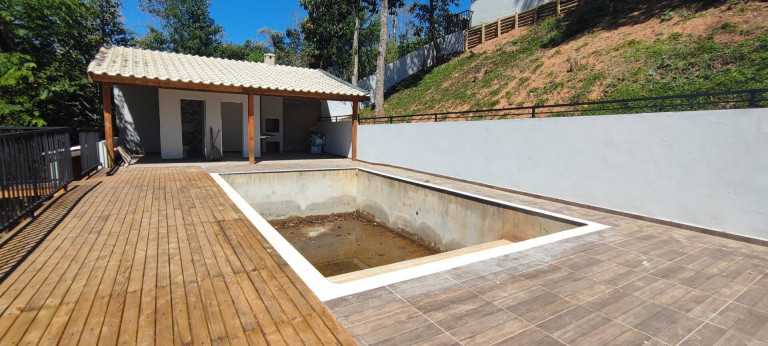Imagem Casa com 3 Quartos à Venda, 800 m² em Estância Santa Maria Do Portão - Atibaia