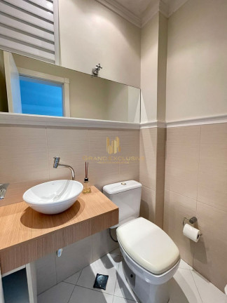 Imagem Apartamento com 2 Quartos à Venda, 100 m² em Centro - Balneário Camboriú