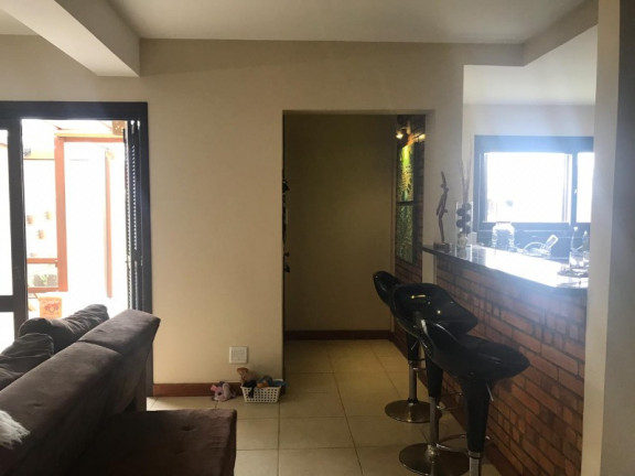 Imagem Casa com 3 Quartos à Venda, 200 m² em Alto Petrópolis - Porto Alegre Imagem Casa com 3 Quartos à Venda, 200 m² em Alto Petrópolis - Porto Alegre