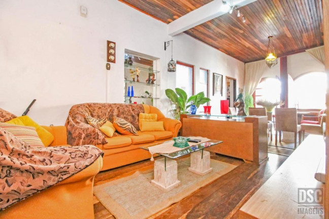 Imagem Casa com 5 Quartos à Venda, 220 m² em Centro Histórico - Porto Alegre