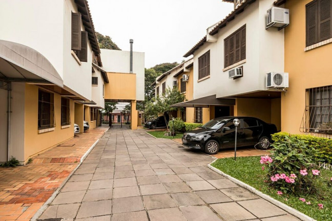 Imagem Casa de Condomínio com 3 Quartos à Venda, 120 m² em Cavalhada - Porto Alegre