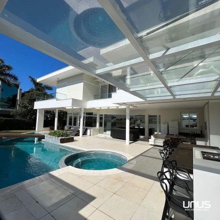 Imagem Casa com 4 Quartos à Venda, 537 m² em Jurerê Internacional - Florianópolis Imagem Casa com 4 Quartos à Venda, 537 m² em Jurerê Internacional - Florianópolis