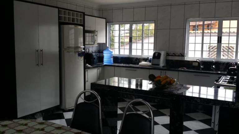 Imagem Sobrado com 3 Quartos à Venda, 250 m² em Jardim Carlos Cooper - Suzano Imagem Sobrado com 3 Quartos à Venda, 250 m² em Jardim Carlos Cooper - Suzano