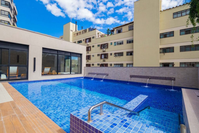 Imagem Imóvel com 3 Quartos à Venda, 103 m² em Menino Deus - Porto Alegre Imagem Imóvel com 3 Quartos à Venda, 103 m² em Menino Deus - Porto Alegre