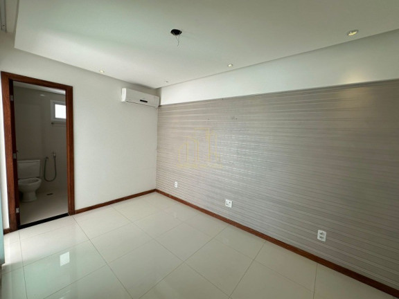 Imagem Imóvel com 3 Quartos à Venda, 123 m² em Patamares - Salvador